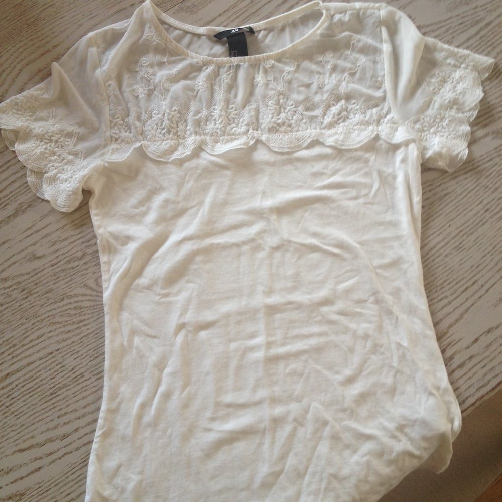 H and M cotton and lace t shirt